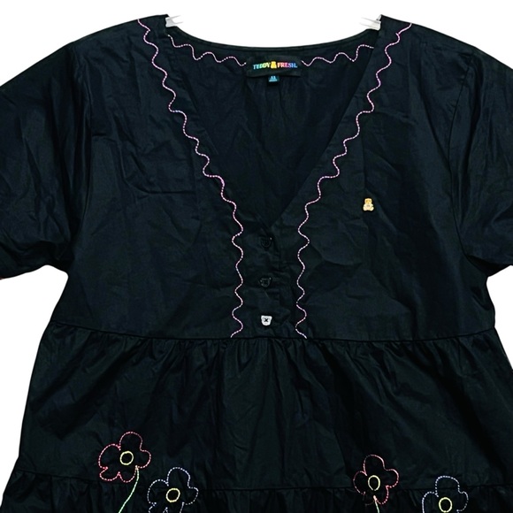 Teddy Fresh Bouquer Dress Black Babydoll Tiered Embroidery Color Floral XL NWOT - Picture 3 of 14
